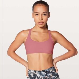 Lululemon Size 2 Free To Be Wild Sports Bra